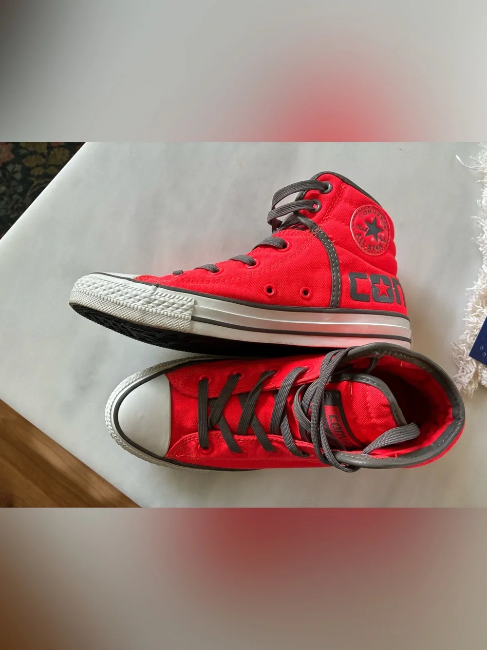 Converse Kids' neon orange Red High-Top Sneakers all star Chuck Taylor 5.5